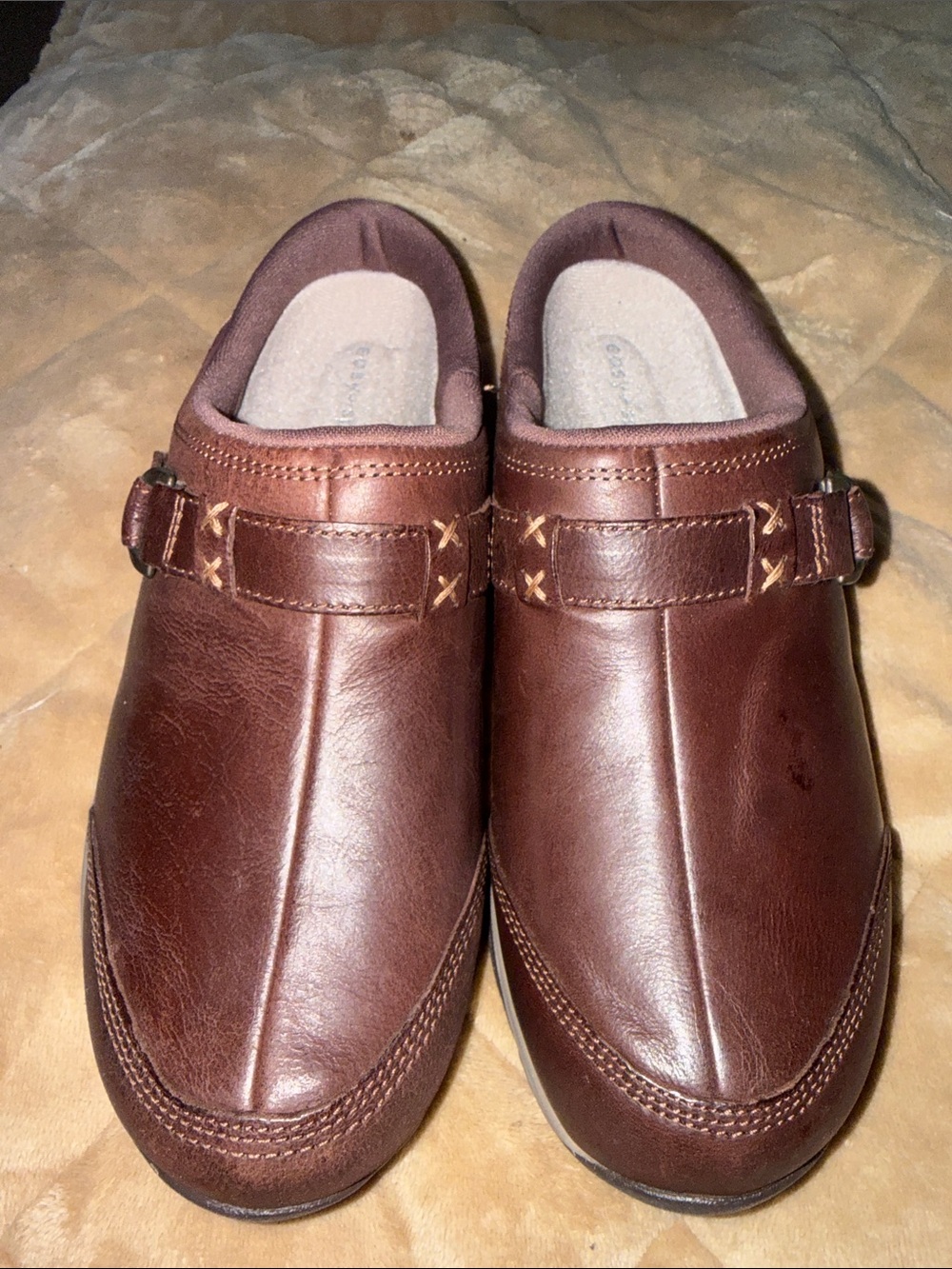 Easy Spirit Women's Brown Leather Slip-On Clogs